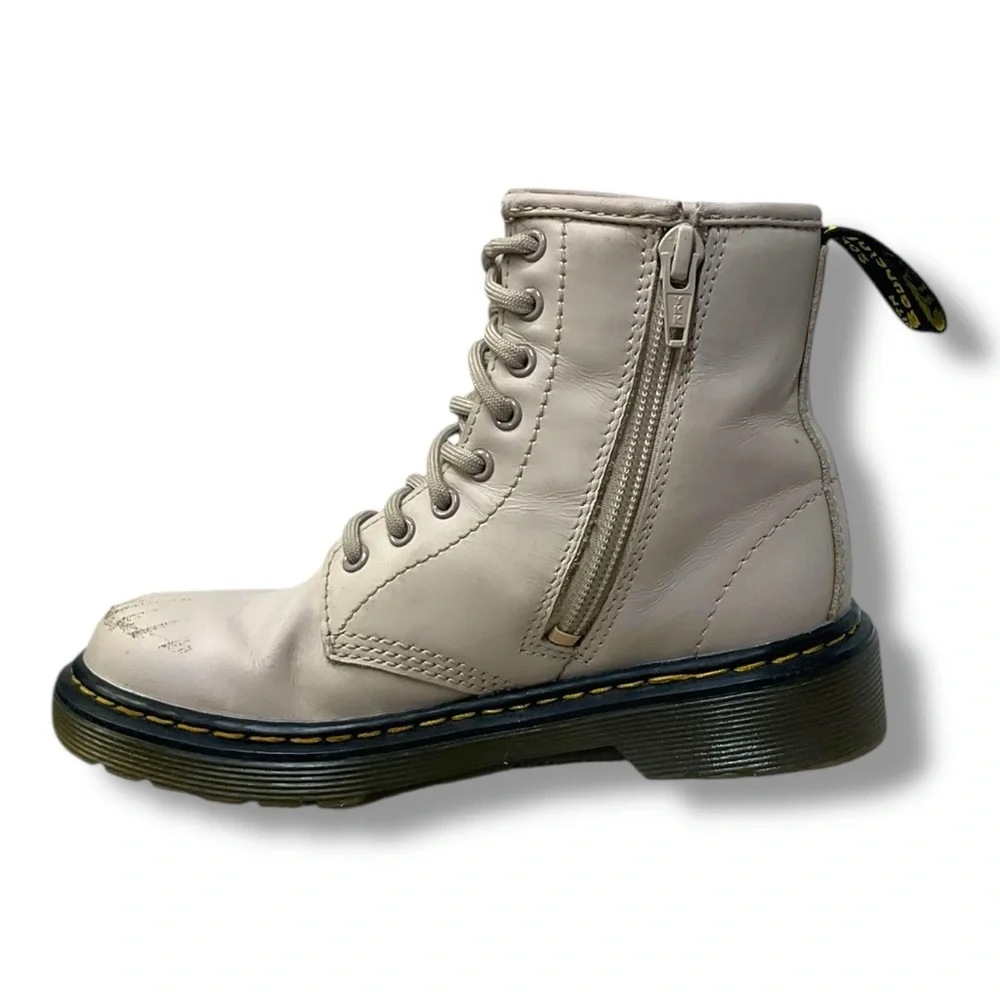 ⚡ Dr. Martens 1460 Kids‎ Boots 👢 Beige Leather w/ Side Zips